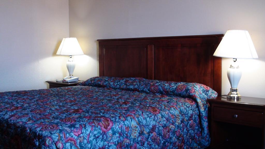 Inko Hotel كيلين الغرفة الصورة